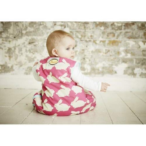Grobag 2.5 Tog Kissing Rabbits Sleeping Bag, 0 - 6 months - Picture 2 of 2